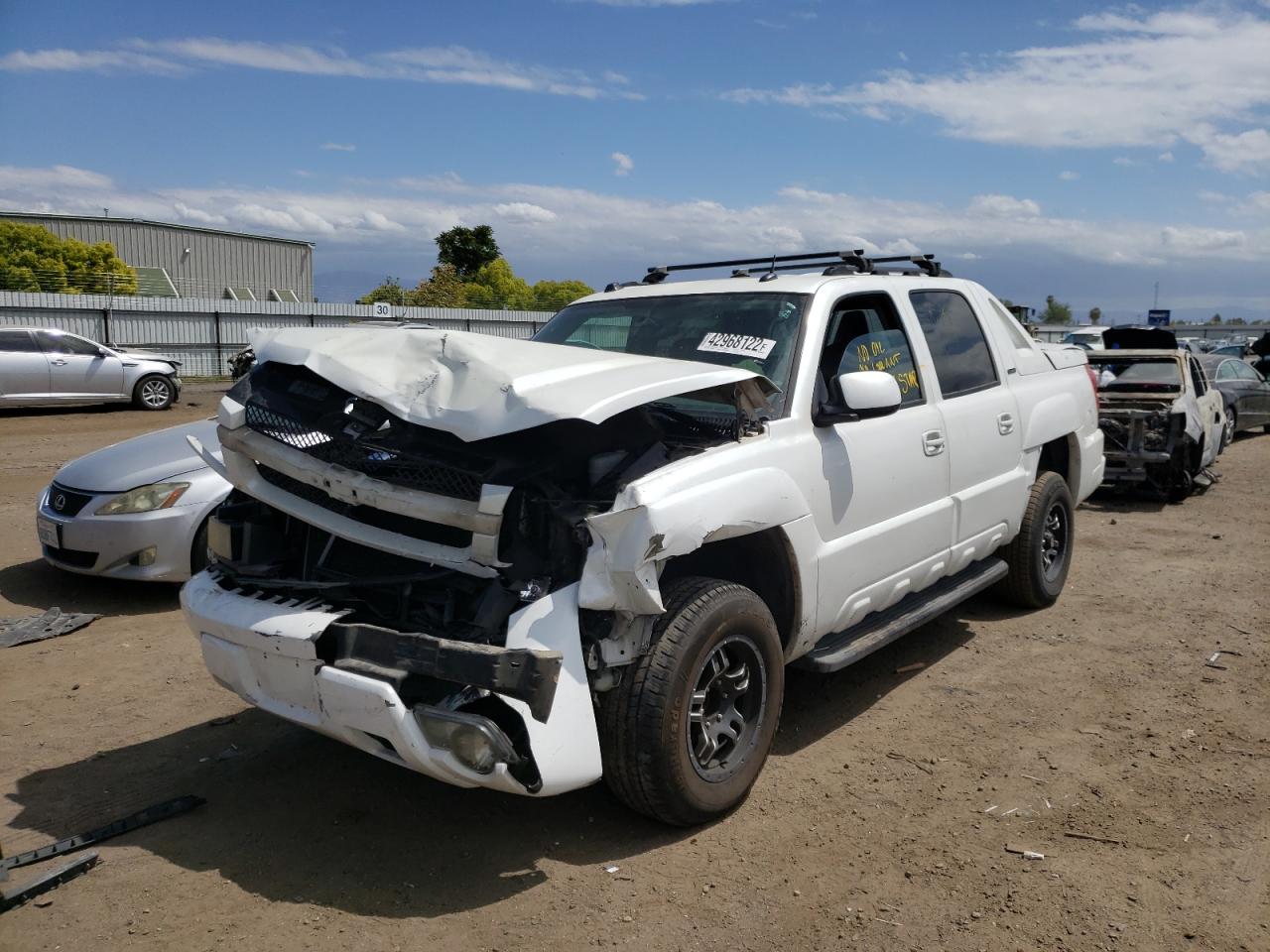 Photo 2 from auction – 2005 CHEVROLET AVALANCHE with VIN 3GNEC12Z15G143337