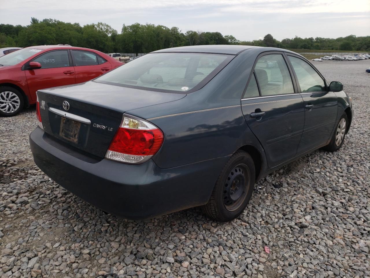 Photo 4 from auction – 2005 TOYOTA CAMRY LE with VIN 4T1BE30K85U027486