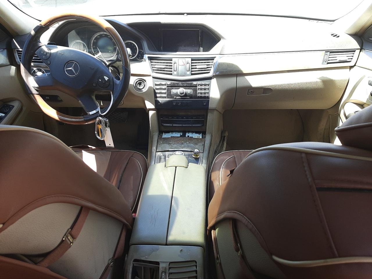 Photo 9 from auction – 2011 MERCEDES-BENZ E 350 with VIN WDDHF5GB8BA295924