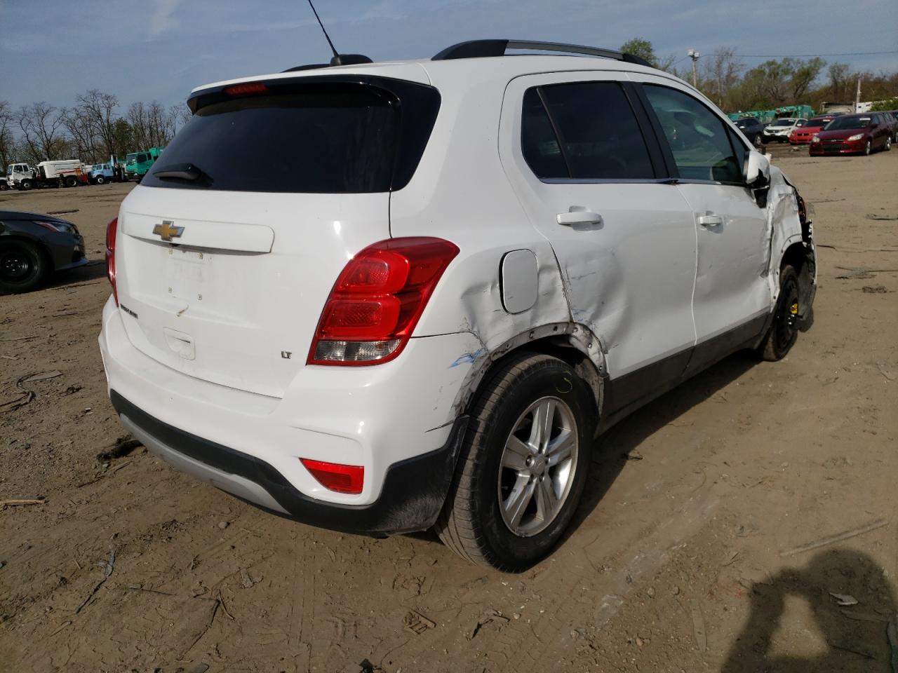 Photo 4 from auction – 2017 CHEVROLET TRAX 1LT with VIN 3GNCJPSB7HL149030