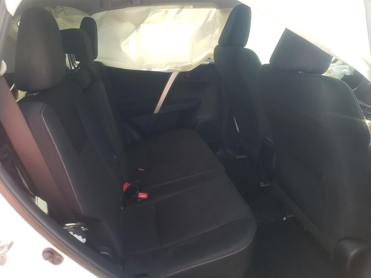 Photo 6 from auction – 2013 TOYOTA RAV4 XLE with VIN JTMRFREV5DD033198