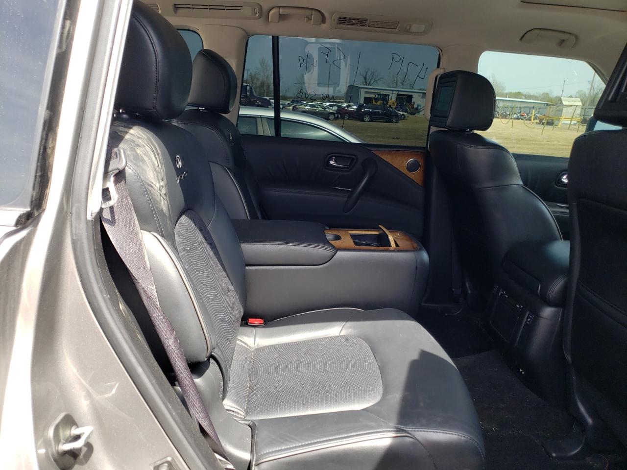Photo 6 from auction – 2012 INFINITI QX56 with VIN JN8AZ2NEXC9018732