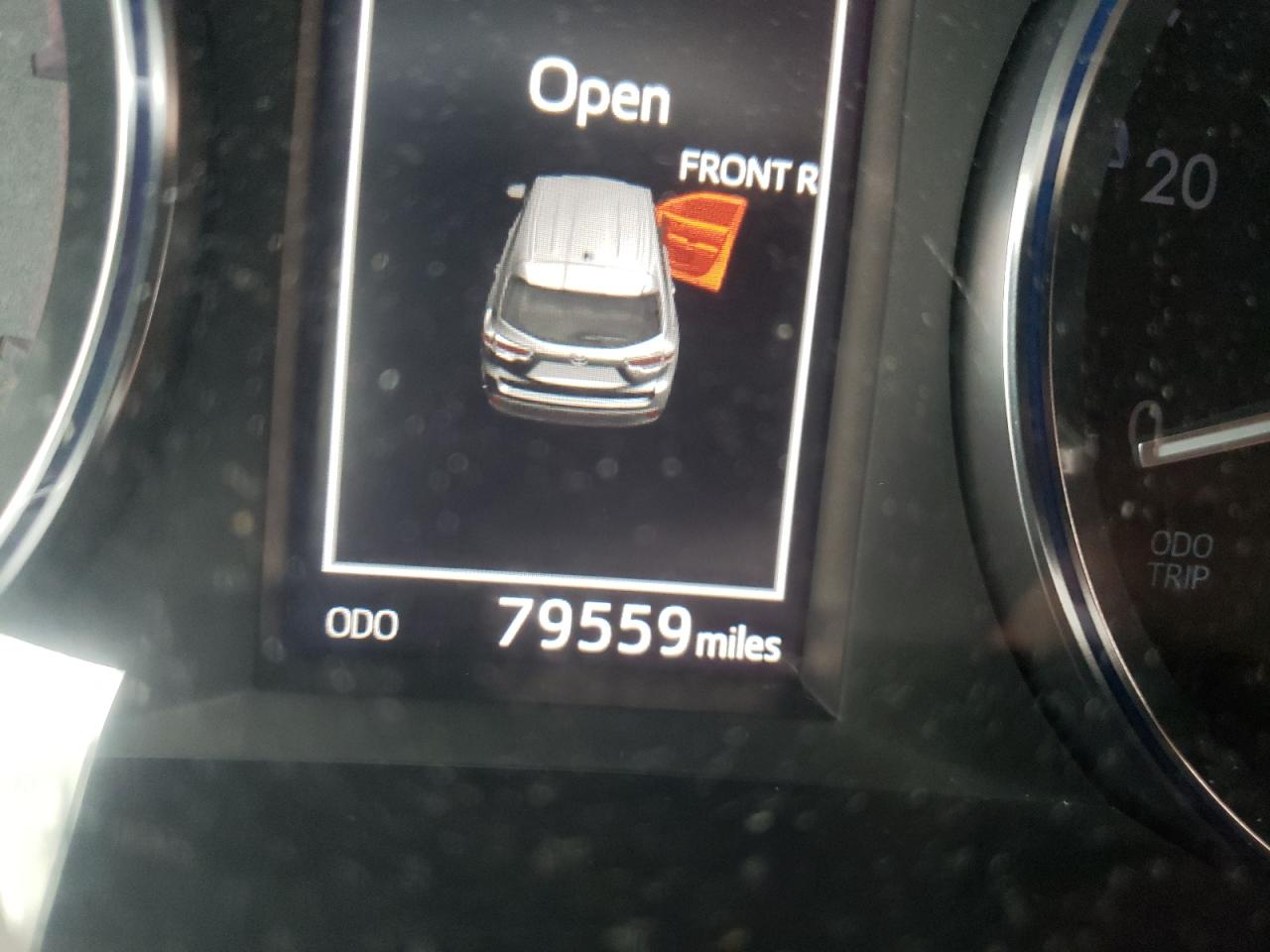 Photo 15 from auction – 2015 TOYOTA HIGHLANDER with VIN 5TDJKRFH0FS131354