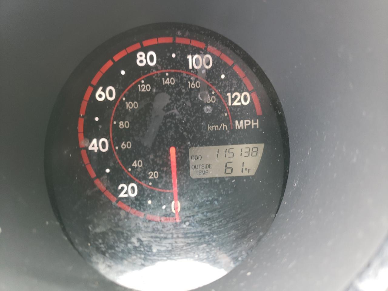 Photo 8 from auction – 2006 TOYOTA MATRIX with VIN 2T1LR32E56C550919