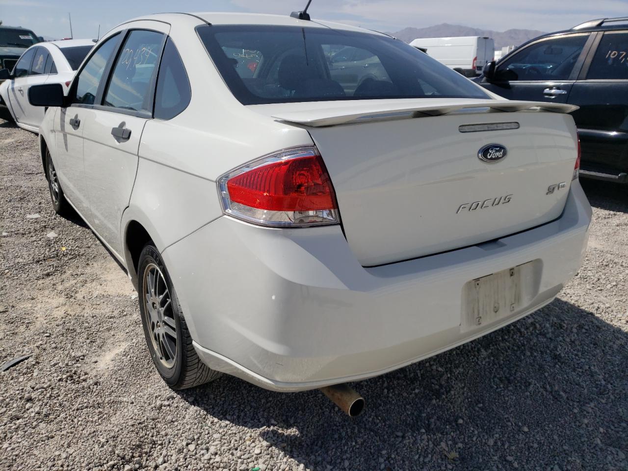 Photo 3 from auction – 2010 FORD FOCUS SE with VIN 1FAHP3FNXAW291517
