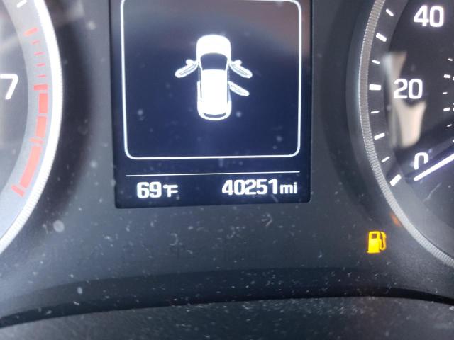 Photo 8 from auction – 2018 HYUNDAI TUCSON SE with VIN KM8J2CA47JU825895