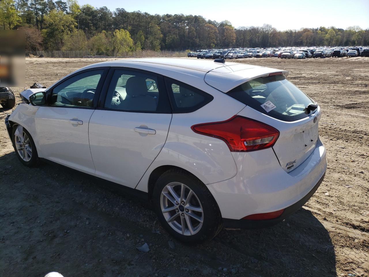 Photo 3 from auction – 2015 FORD FOCUS SE with VIN 1FADP3K27FL270868