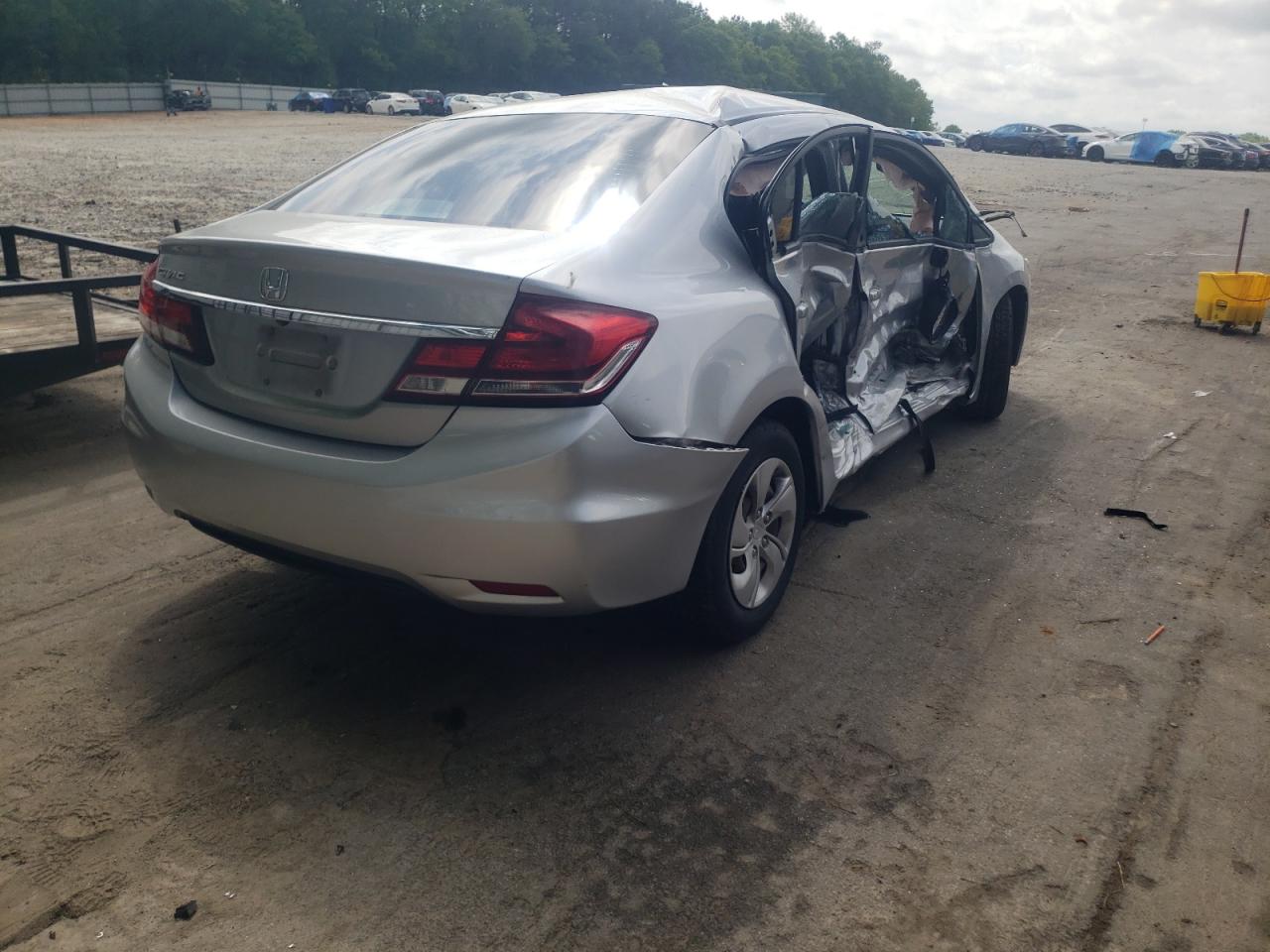 Photo 4 from auction – 2014 HONDA CIVIC LX with VIN 19XFB2F54EE048716