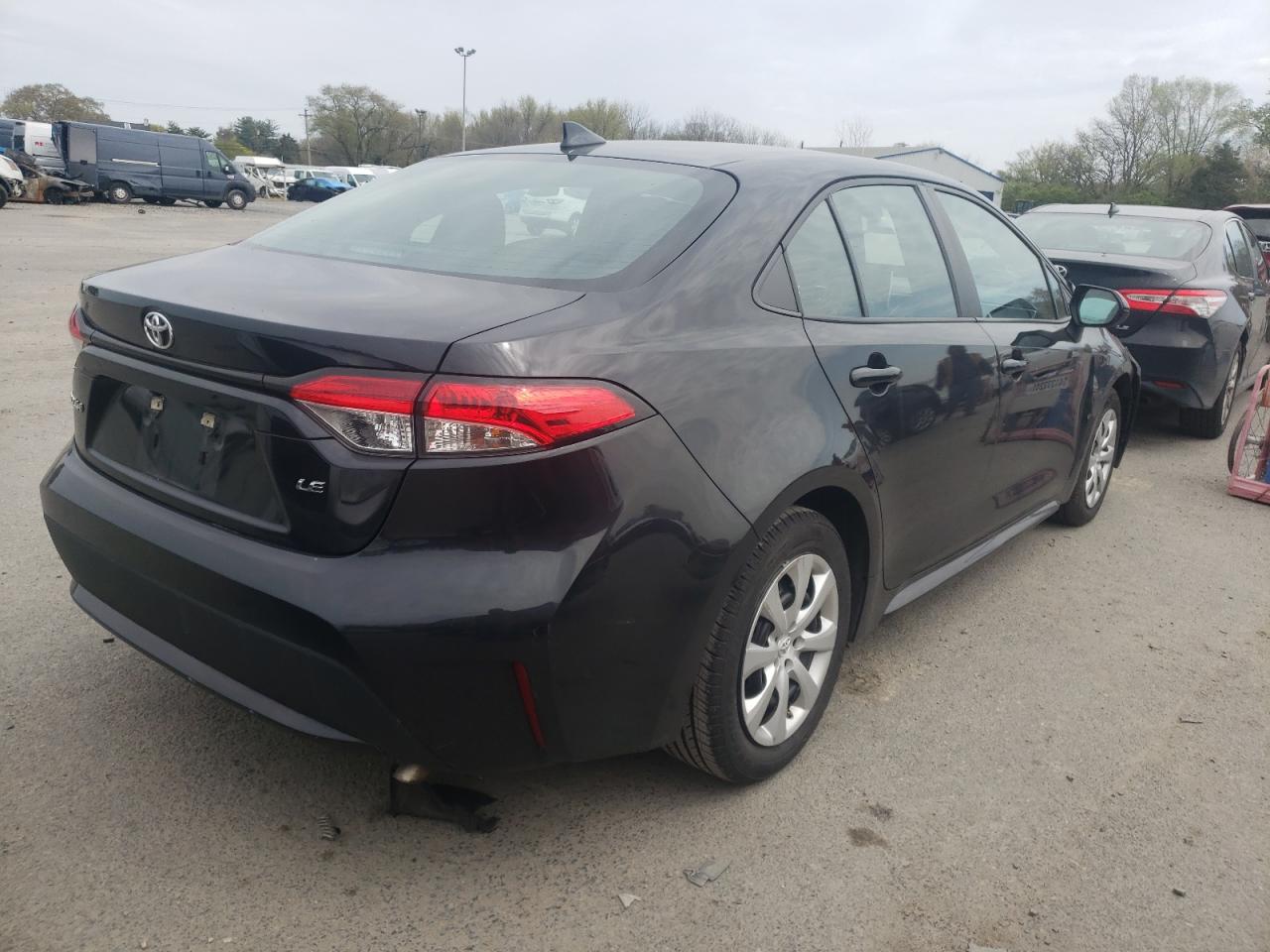 Photo 4 from auction – 2020 TOYOTA COROLLA LE with VIN 5YFEPRAE5LP037412