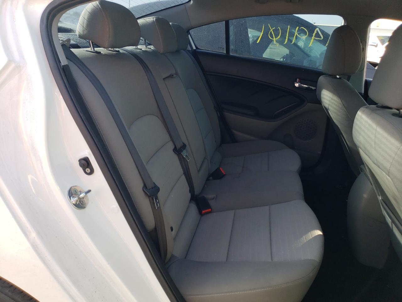 Photo 6 from auction – 2014 KIA FORTE EX with VIN KNAFX4A86E5211079
