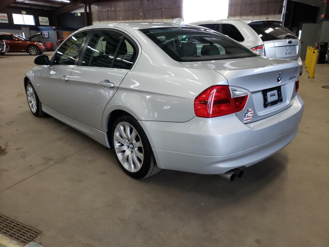 صورة رقم 3 من المزاد - 2006 BMW 330 XI مع VIN WBAVD33576KV60479