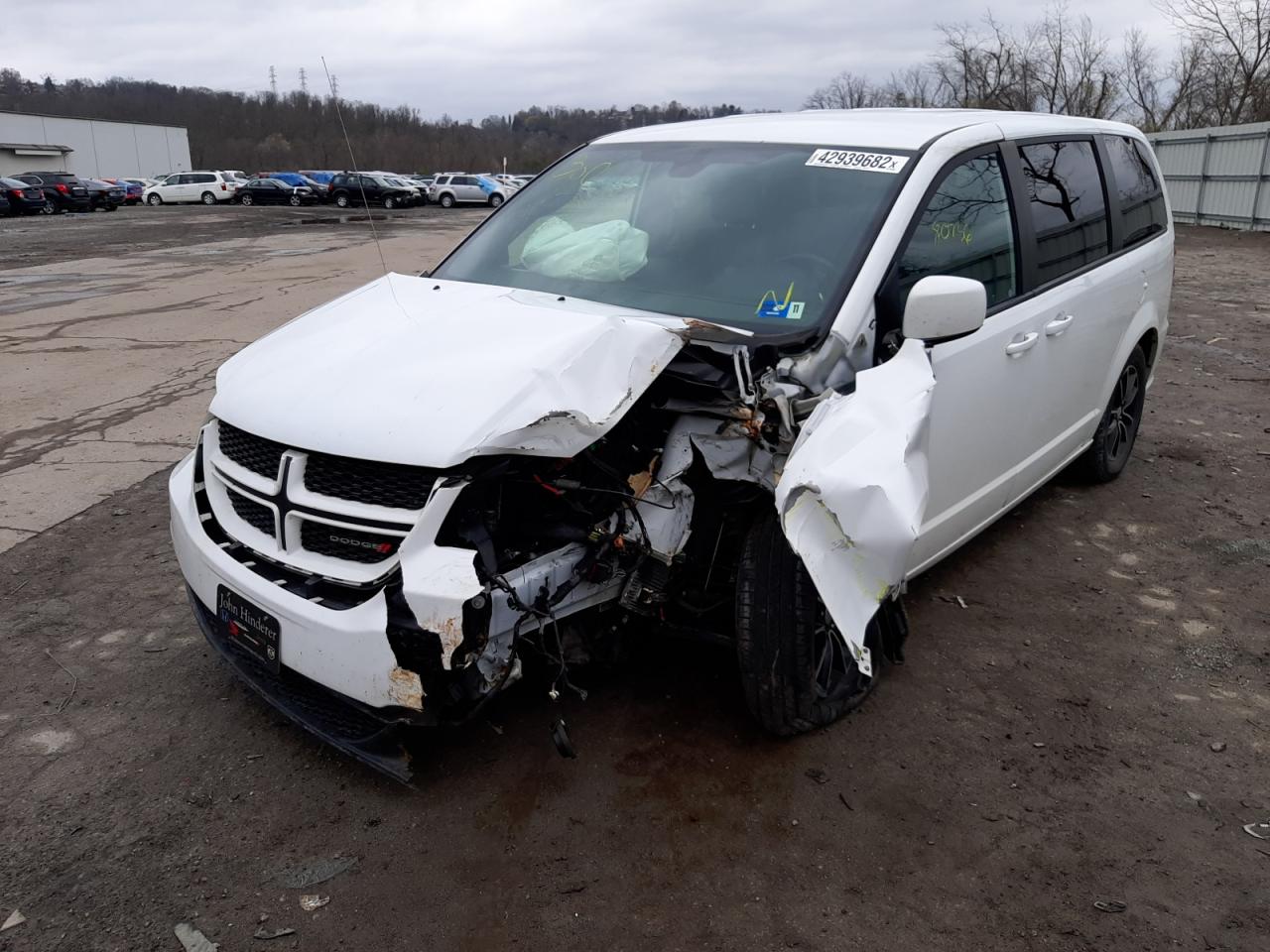 Photo 2 from auction – 2018 DODGE GRAND CARA with VIN 2C4RDGEG3JR254626