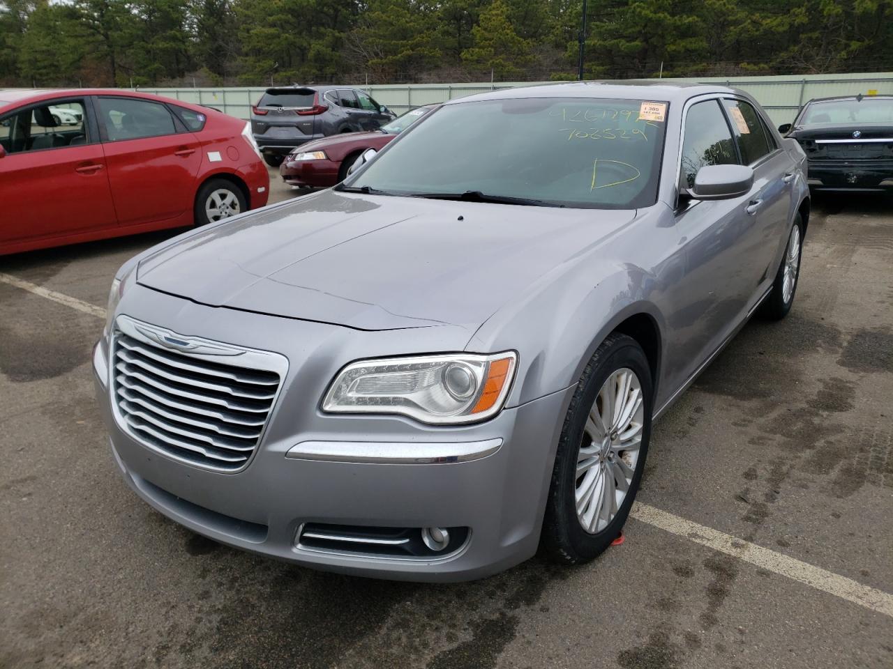 Photo 2 from auction – 2013 CHRYSLER 300 with VIN 2C3CCARGXDH708529