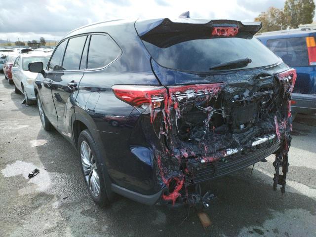 Photo 3 from auction – 2021 TOYOTA HIGHLANDER with VIN 5TDEBRCH9MS065857