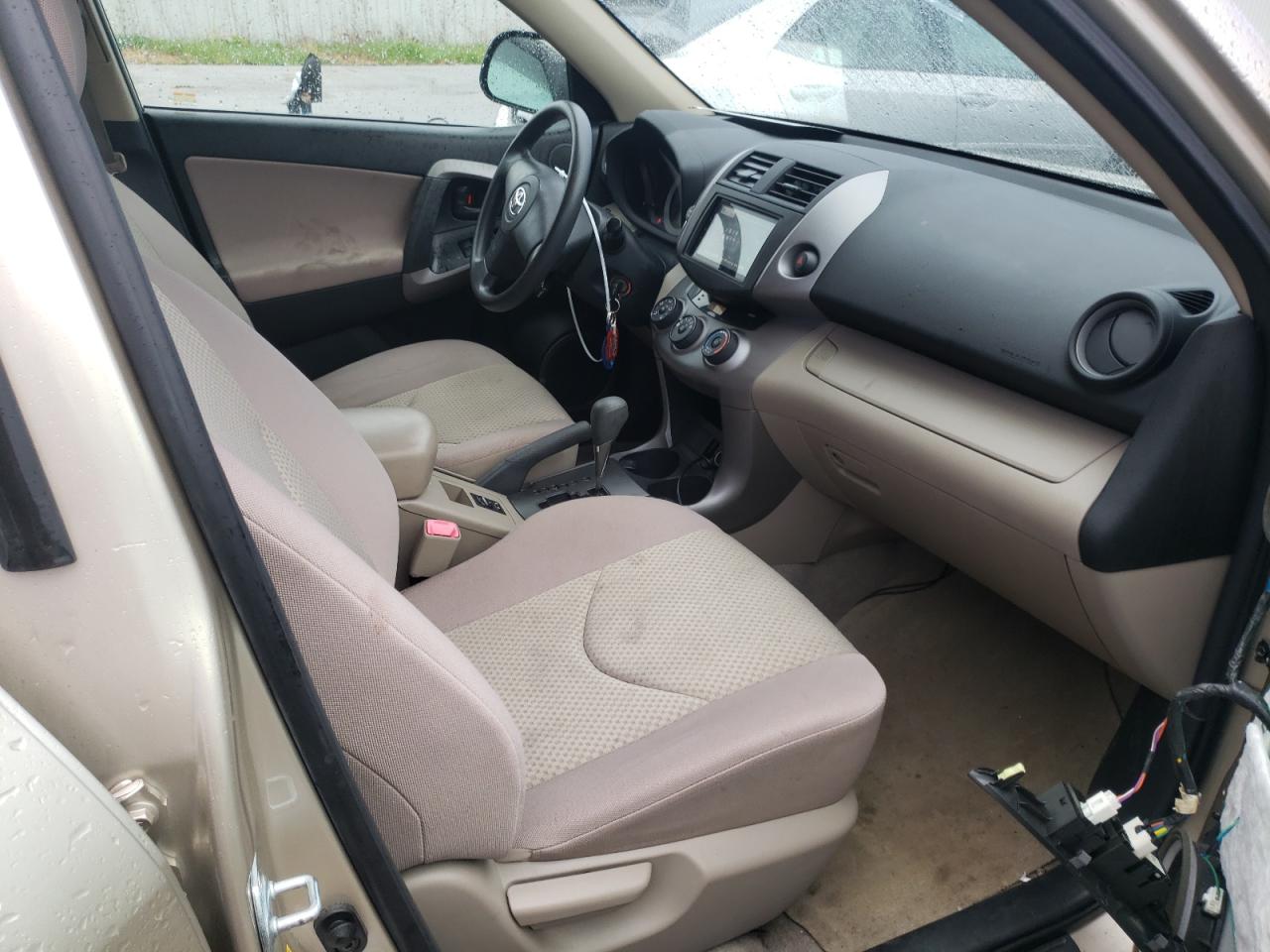 Photo 5 from auction – 2008 TOYOTA RAV4 with VIN JTMBD33V586064503