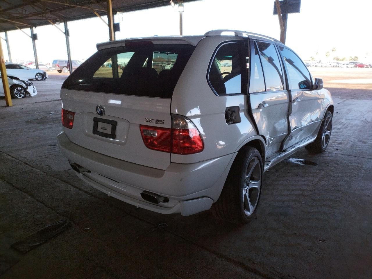 Photo 4 from auction – 2006 BMW X5 3.0I with VIN 5UXFA13546LY45010