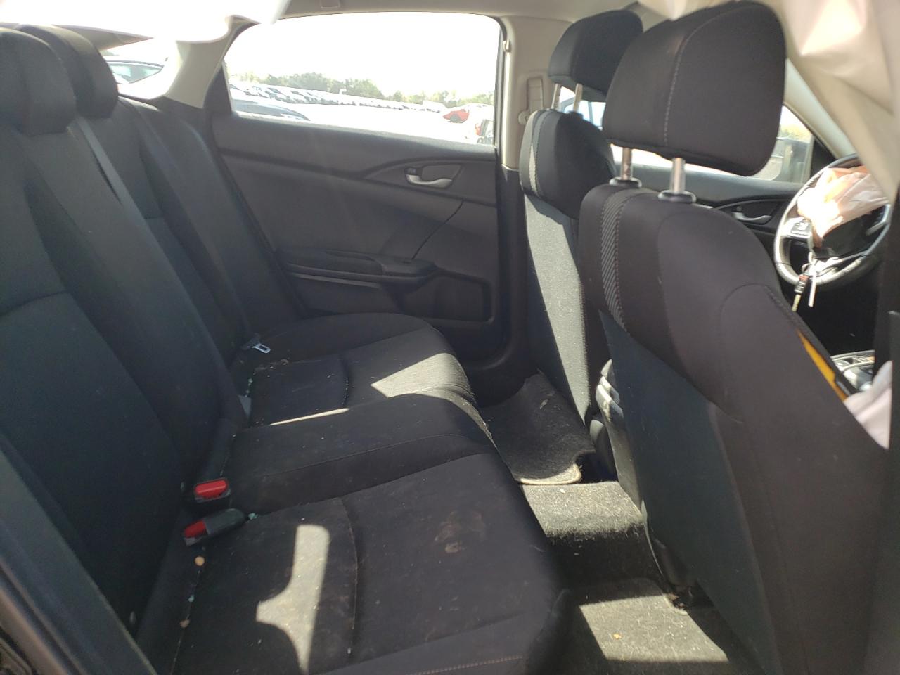 Photo 6 from auction – 2016 HONDA CIVIC LX with VIN 2HGFC2F55GH571569