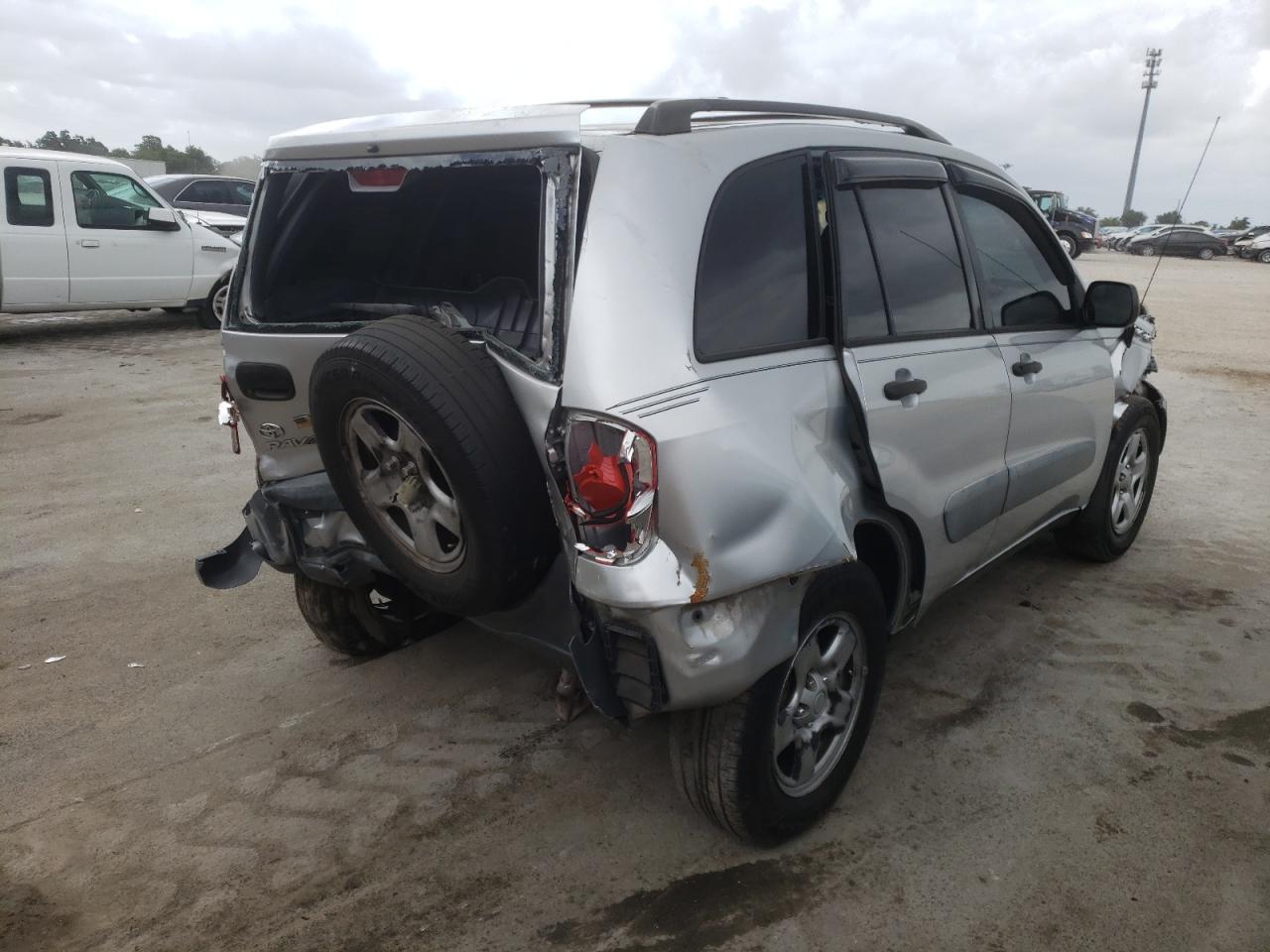 Photo 4 from auction – 2001 TOYOTA RAV4 with VIN JTEGH20V010008367