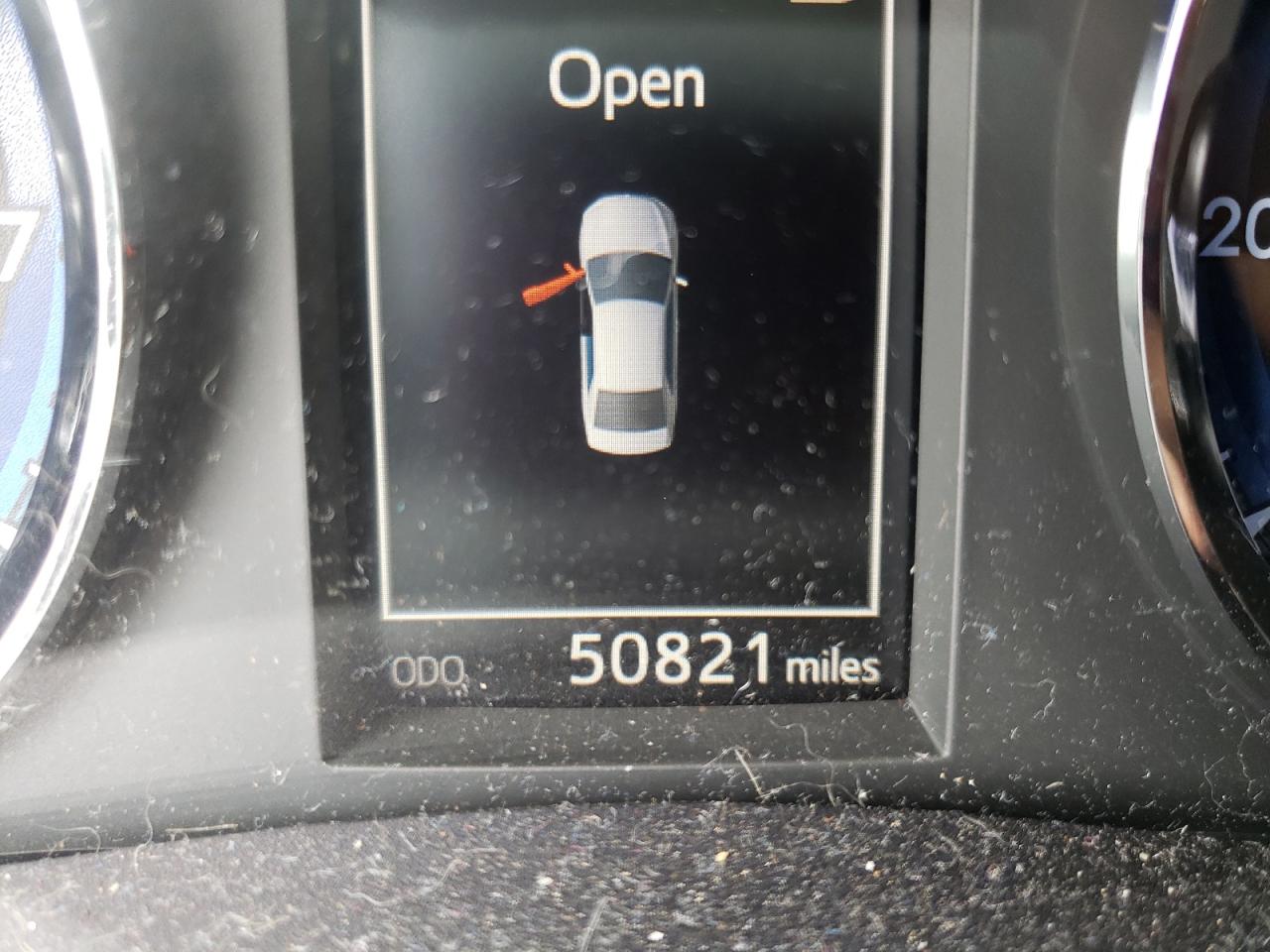 Photo 8 from auction – 2017 TOYOTA COROLLA L with VIN 2T1BURHE6HC856325
