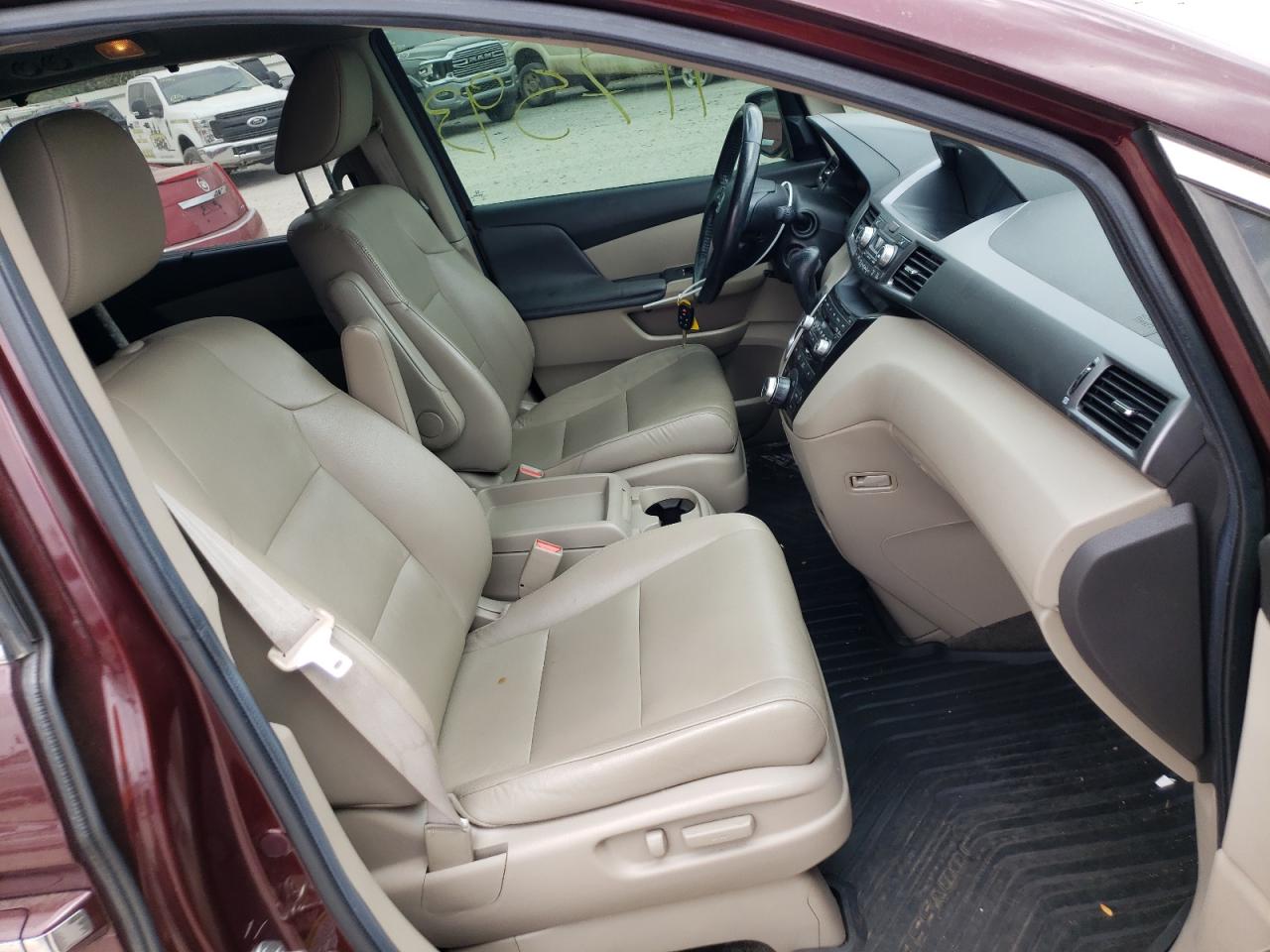 Photo 5 from auction – 2013 HONDA ODYSSEY TO with VIN 5FNRL5H99DB076029