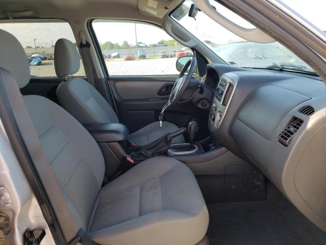 Photo 5 from auction – 2005 FORD ESCAPE XLT with VIN 1FMYU93135KC72453