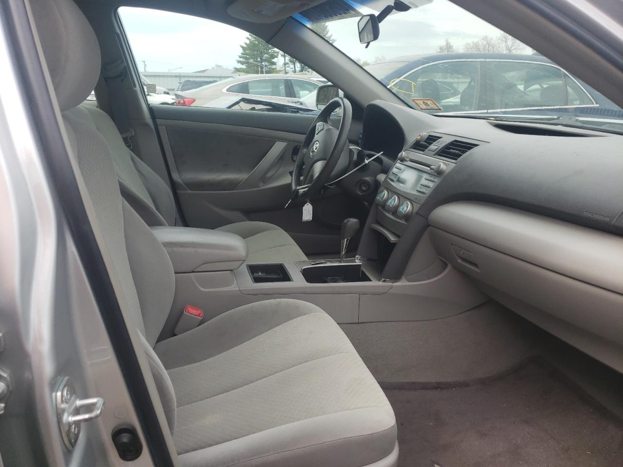 Photo 5 from auction – 2007 TOYOTA CAMRY CE with VIN 4T1BE46K97U567803