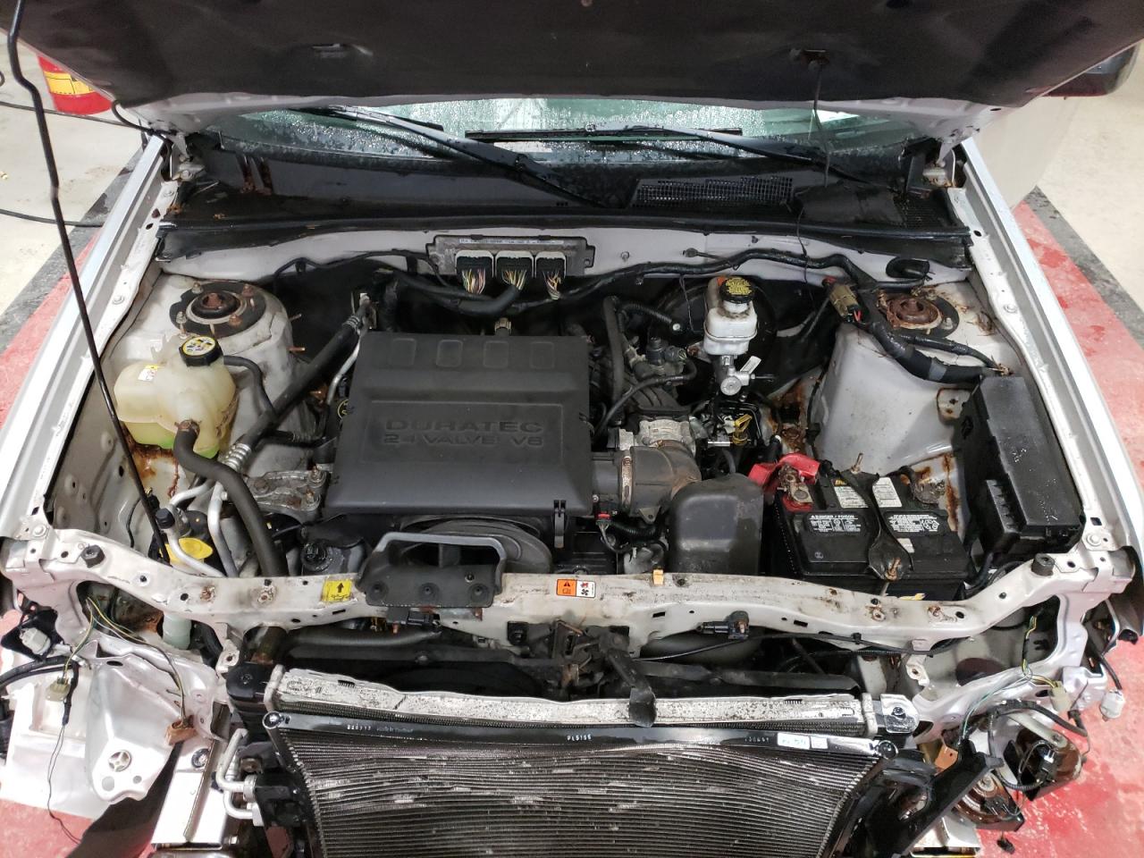 Photo 7 from auction – 2010 FORD ESCAPE XLT with VIN 1FMCU9DG6AKB22067