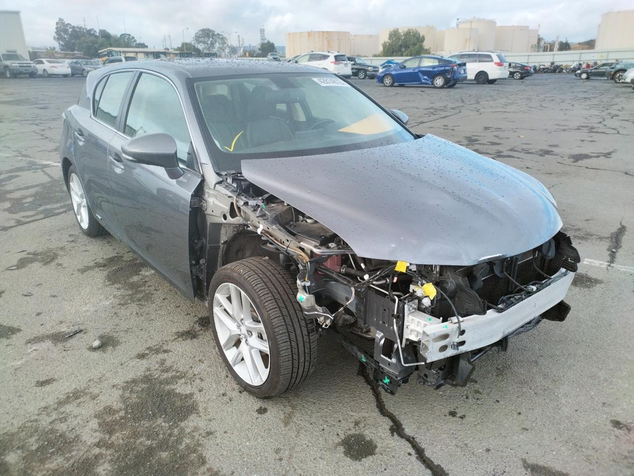 LEXUS CT 200 2015 with VIN JTHKD5BHXF2237331 - Photo from auction