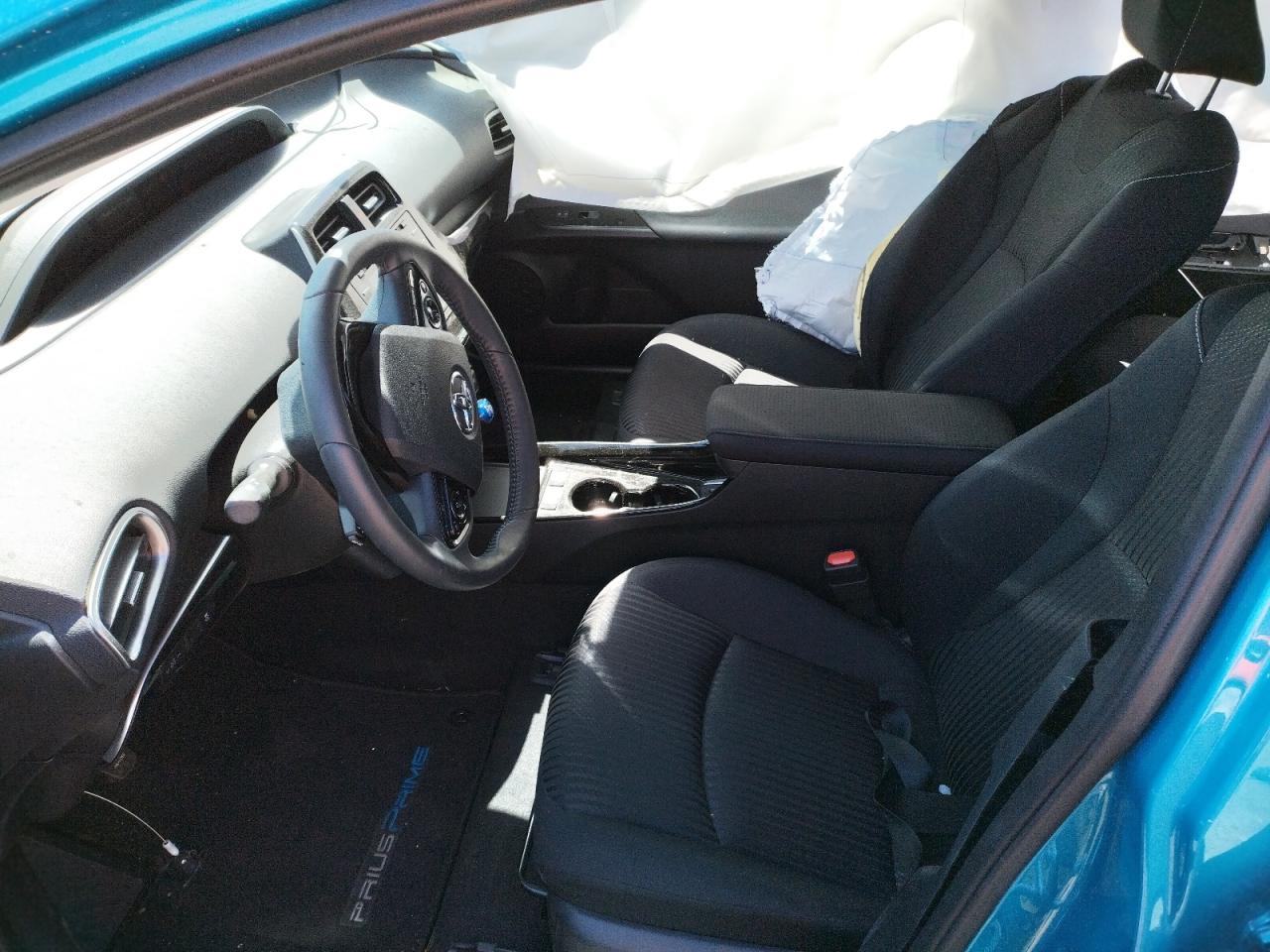 Photo 5 from auction – 2021 TOYOTA PRIUS PRIM with VIN JTDKAMFP3M3173338