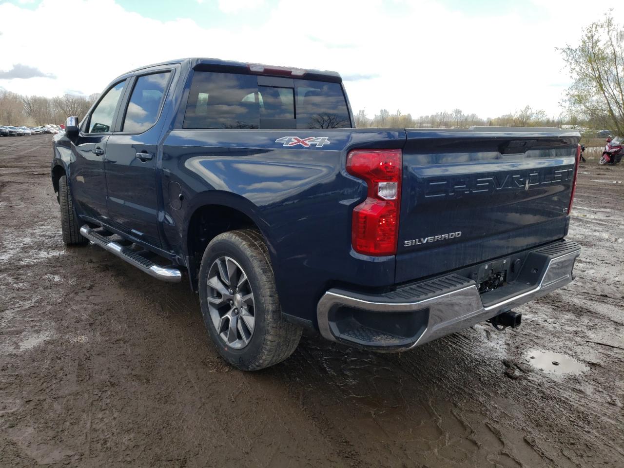 Photo 3 from auction – 2021 CHEVROLET SILVERADO with VIN 1GCUYDED1MZ159513