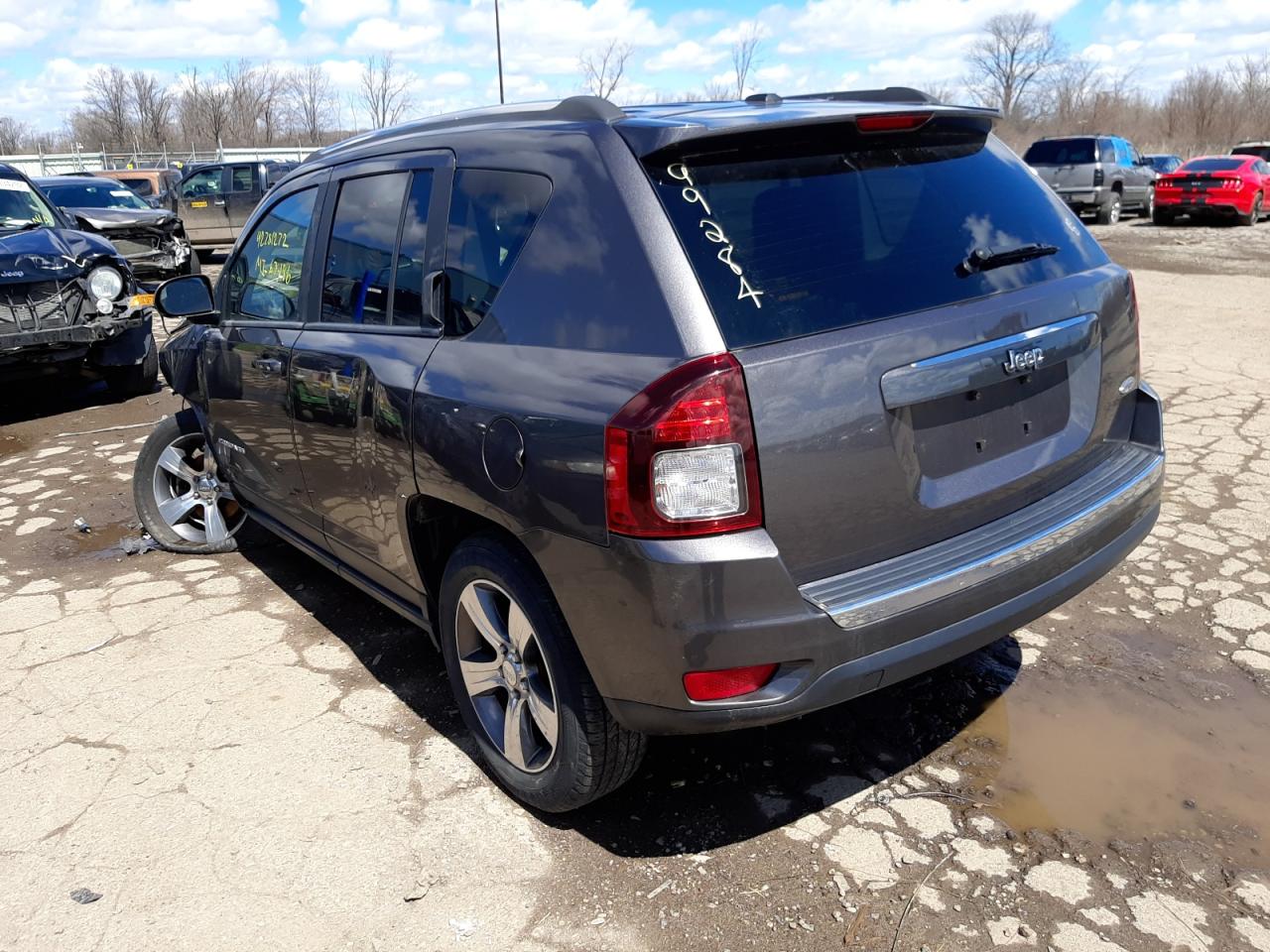 Photo 3 from auction – 2017 JEEP COMPASS LA with VIN 1C4NJCEB8HD199284