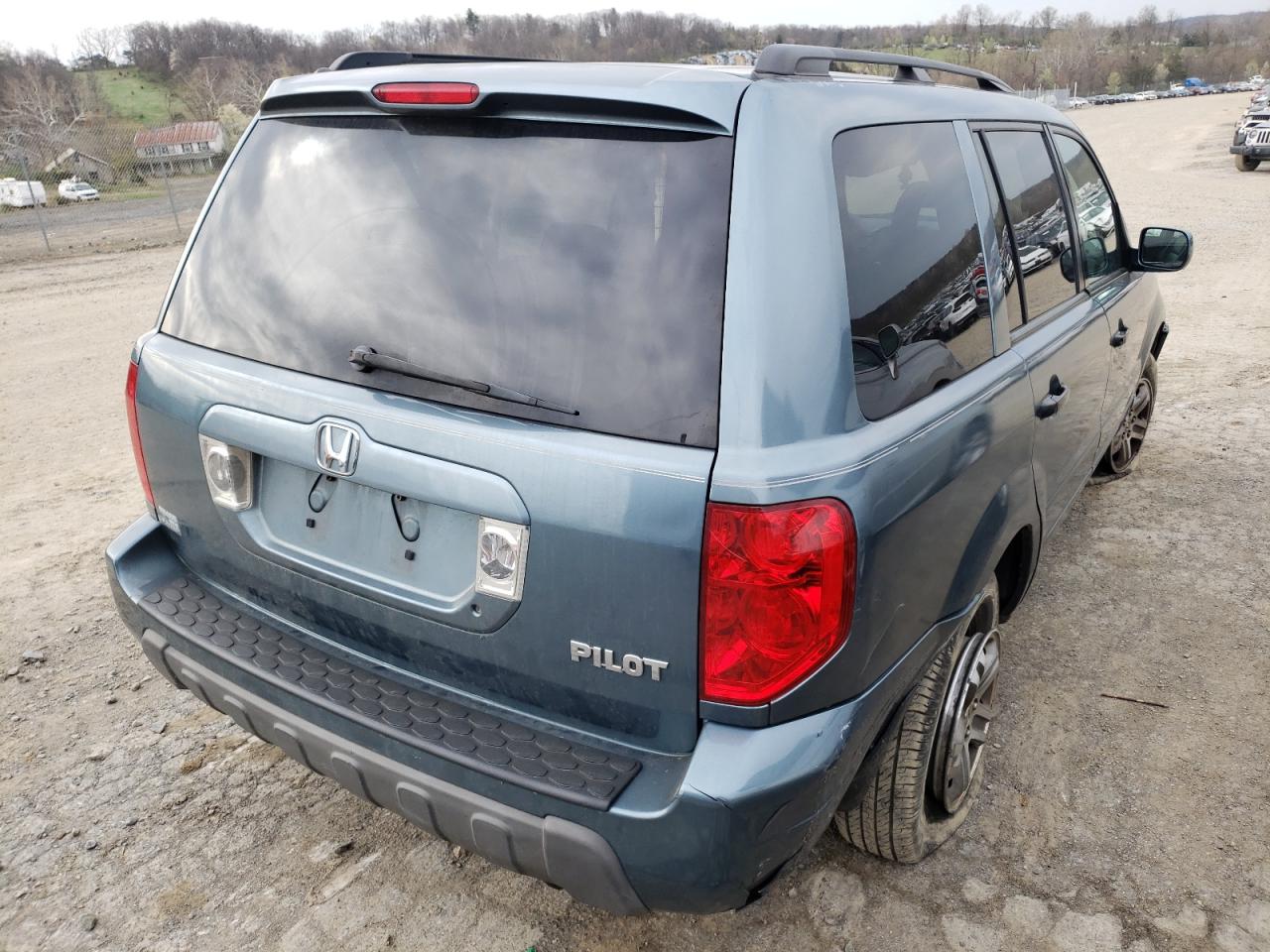 Photo 4 from auction – 2005 HONDA PILOT EXL with VIN 2HKYF18595H507559
