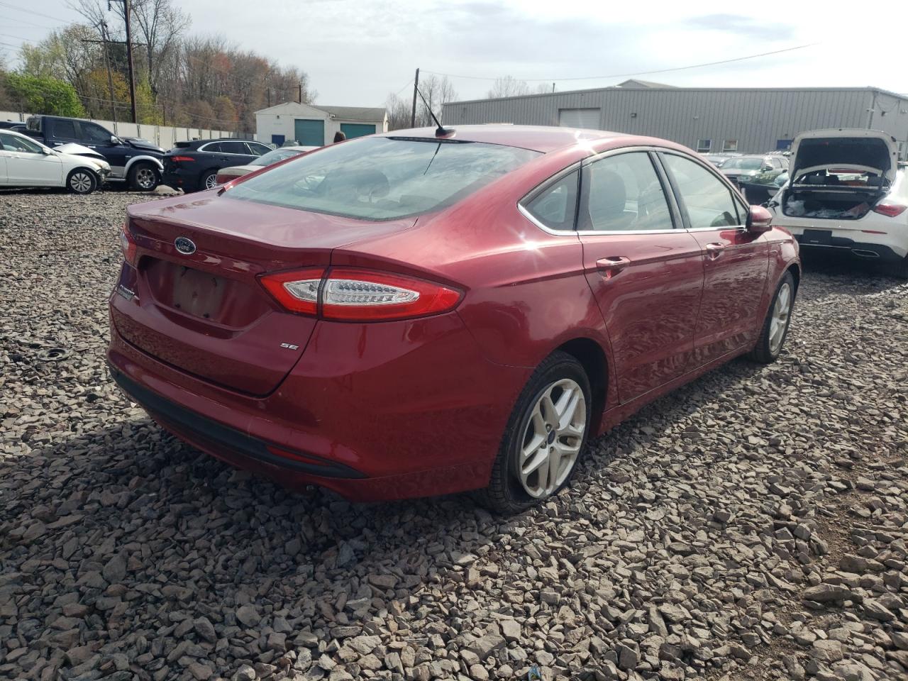 Photo 4 from auction – 2016 FORD FUSION SE with VIN 3FA6P0H72GR295366