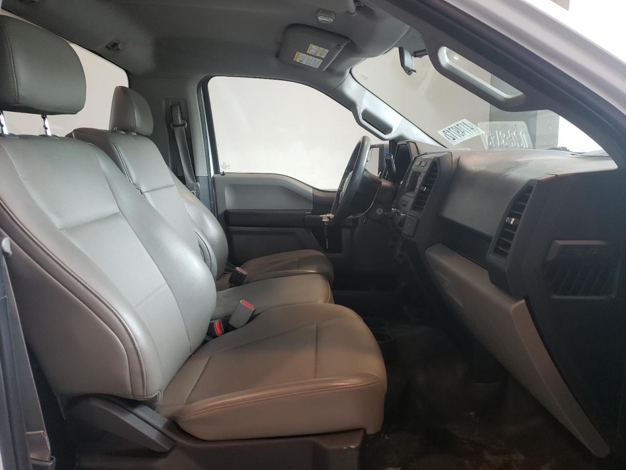 Photo 5 from auction – 2017 FORD F150 with VIN 1FTMF1C88HKC07503