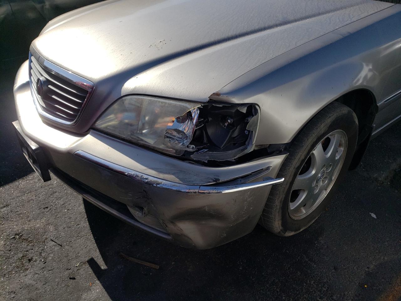 Photo 9 from auction – 2002 ACURA 3.5RL with VIN JH4KA96522C003706