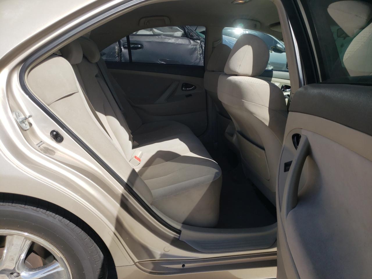 Photo 6 from auction – 2007 TOYOTA CAMRY CE with VIN 4T1BE46K57U595095