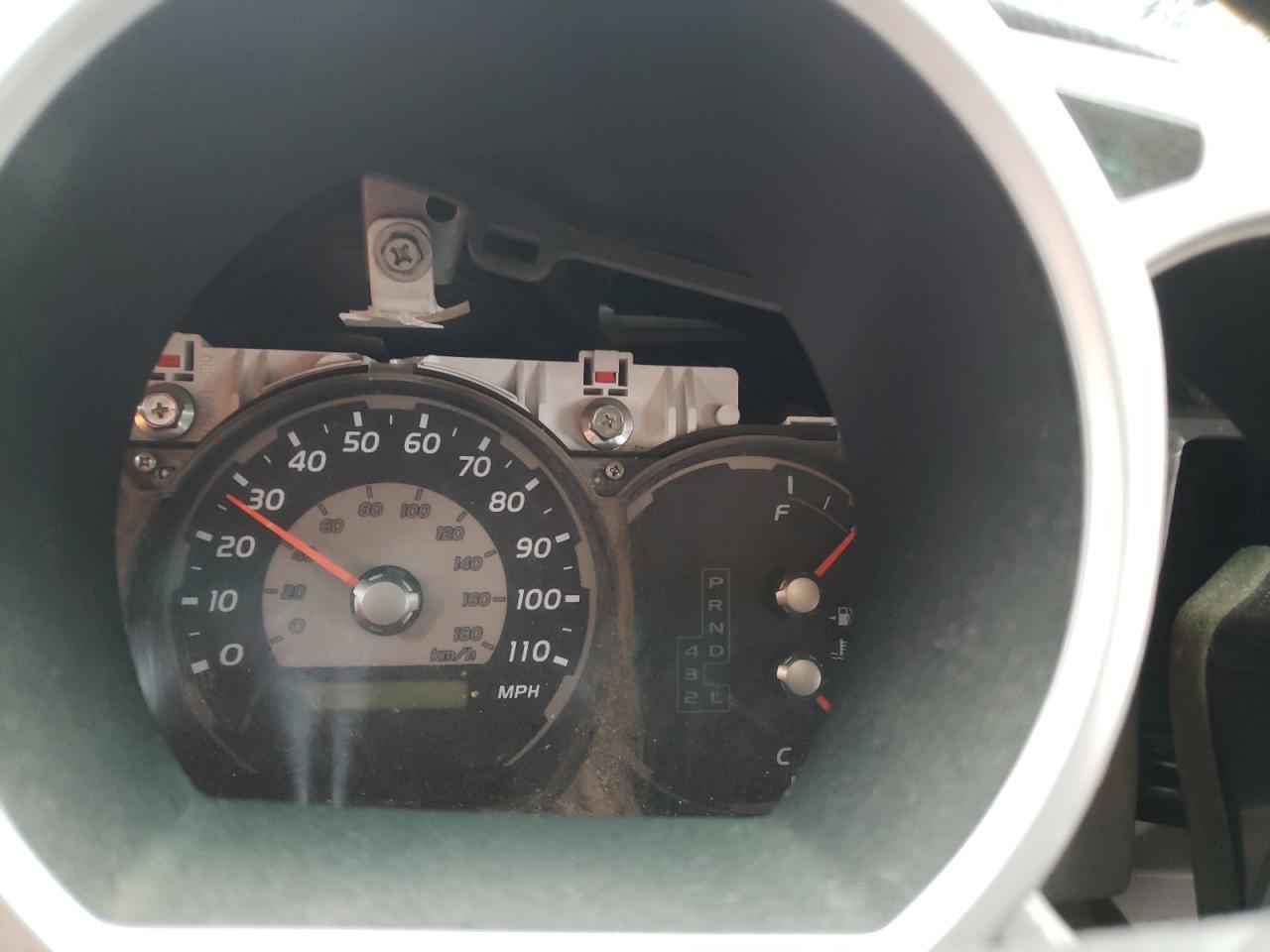 Photo 8 from auction – 2005 TOYOTA 4RUNNER SR with VIN JTEBU14R450062760