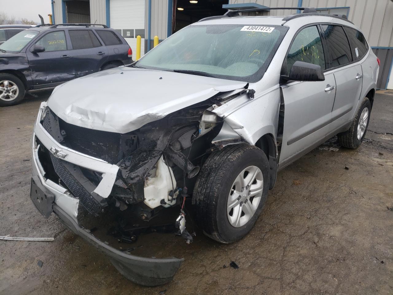Photo 2 from auction – 2012 CHEVROLET TRAVERSE L with VIN 1GNKRFED2CJ372300