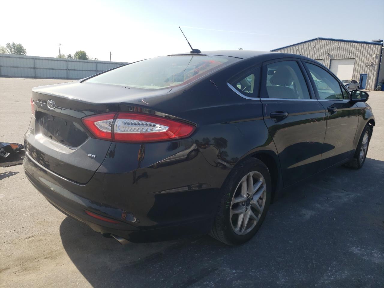 Photo 4 from auction – 2016 FORD FUSION SE with VIN 3FA6P0H74GR200211
