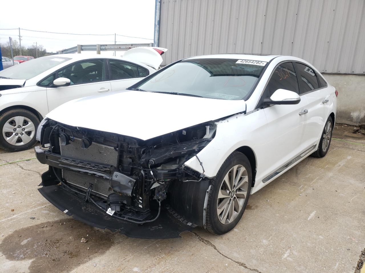 Photo 2 from auction – 2017 HYUNDAI SONATA SPO with VIN 5NPE34AF7HH552147