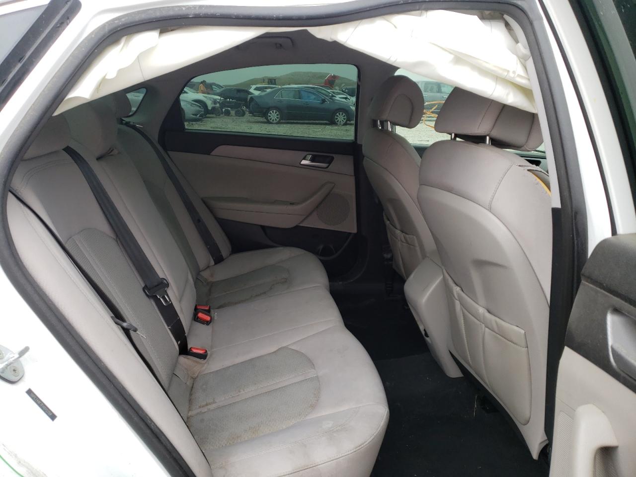 Photo 6 from auction – 2015 HYUNDAI SONATA SE with VIN 5NPE24AF7FH015259
