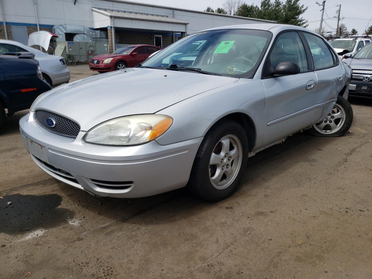 Photo 2 from auction – 2006 FORD TAURUS SE with VIN 1FAFP53U46A219151