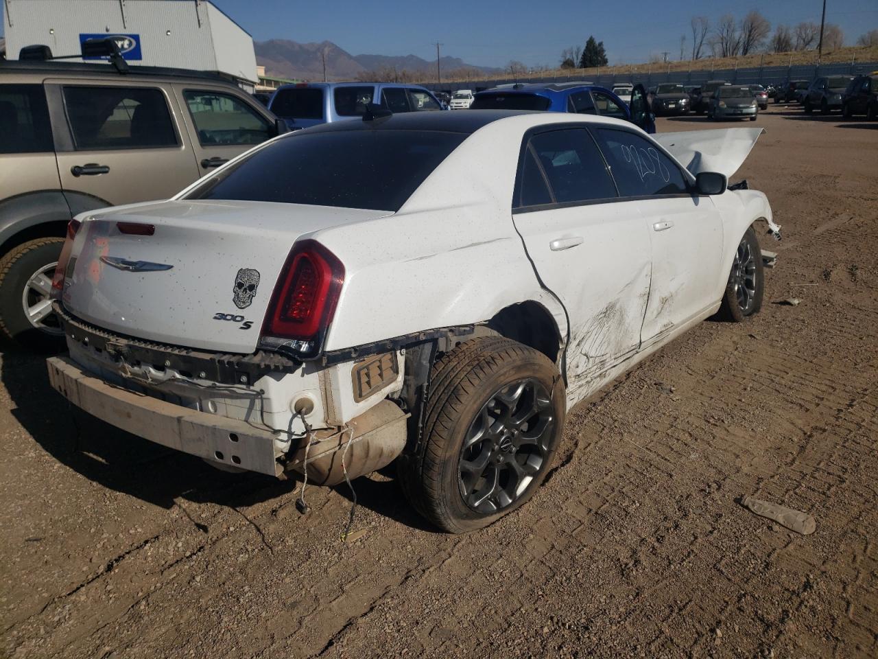 Photo 4 from auction – 2016 CHRYSLER 300 S with VIN 2C3CCAGG5GH209208