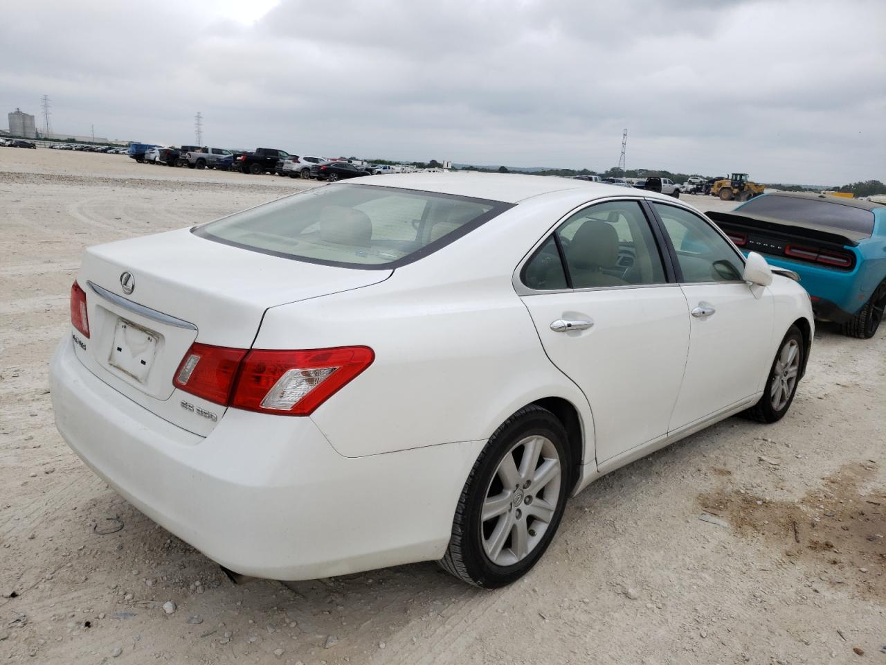 Photo 4 from auction – 2007 LEXUS ES 350 with VIN JTHBJ46G172065163