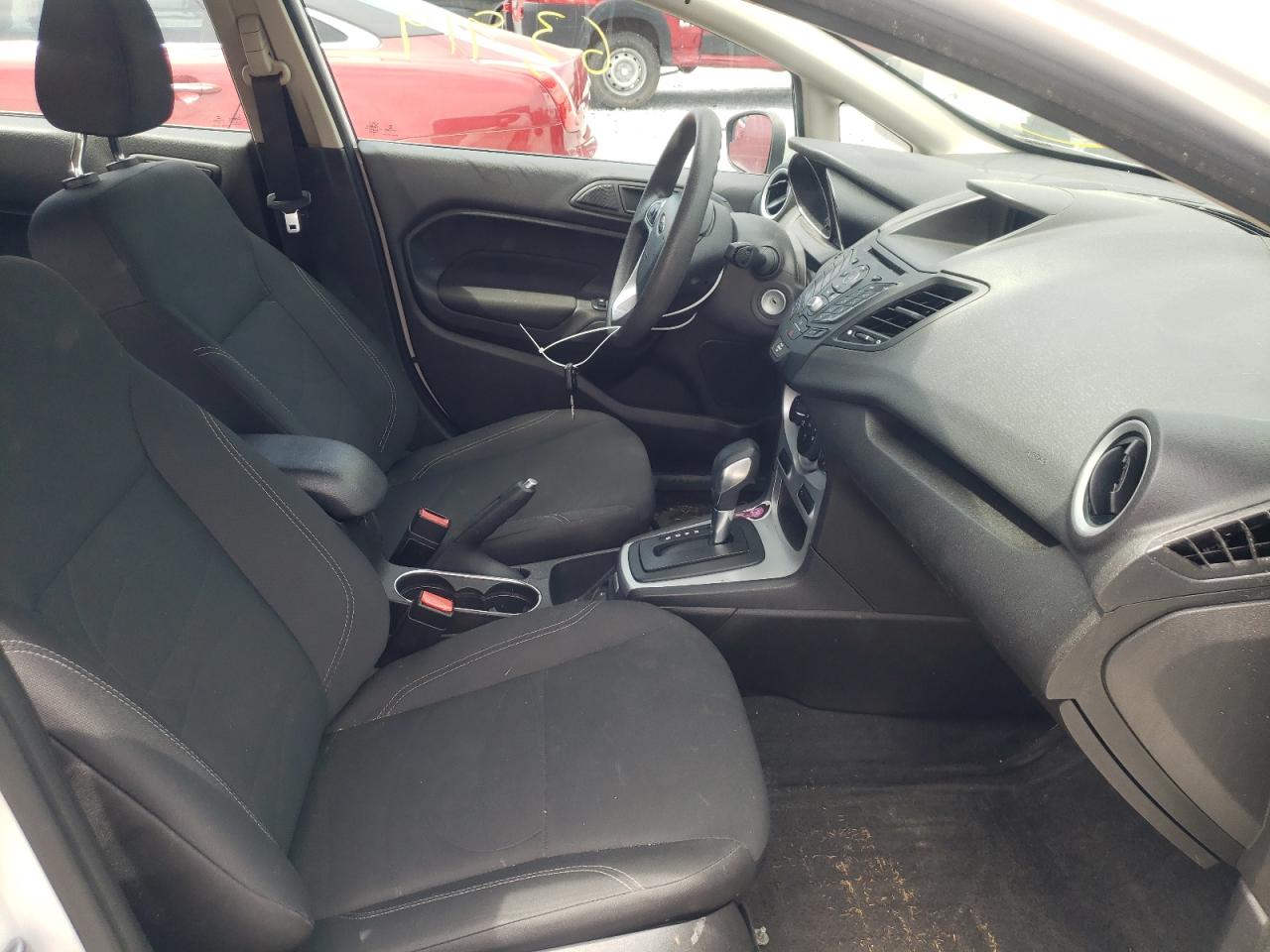 Photo 5 from auction – 2018 FORD FIESTA SE with VIN 3FADP4EJ4JM104971