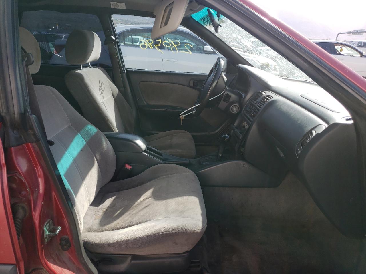 Photo 5 from auction – 1997 SUBARU LEGACY L with VIN 4S3BD4350V7212228