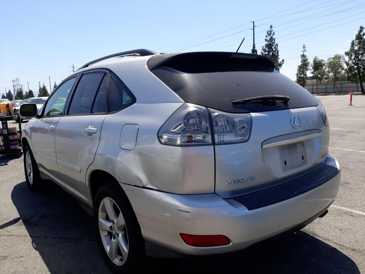 Photo 3 from auction – 2005 LEXUS RX 330 with VIN JTJGA31U550055367