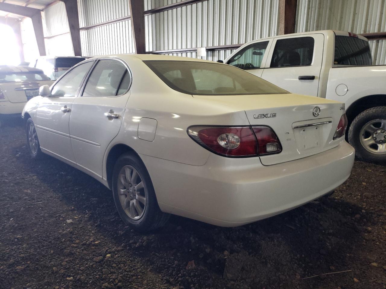 Photo 3 from auction – 2003 LEXUS ES 300 with VIN JTHBF30GX30106819