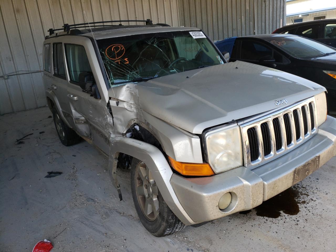 JEEP COMMANDER 2007 with VIN 1J8HH58297C557733 - Photo from auction