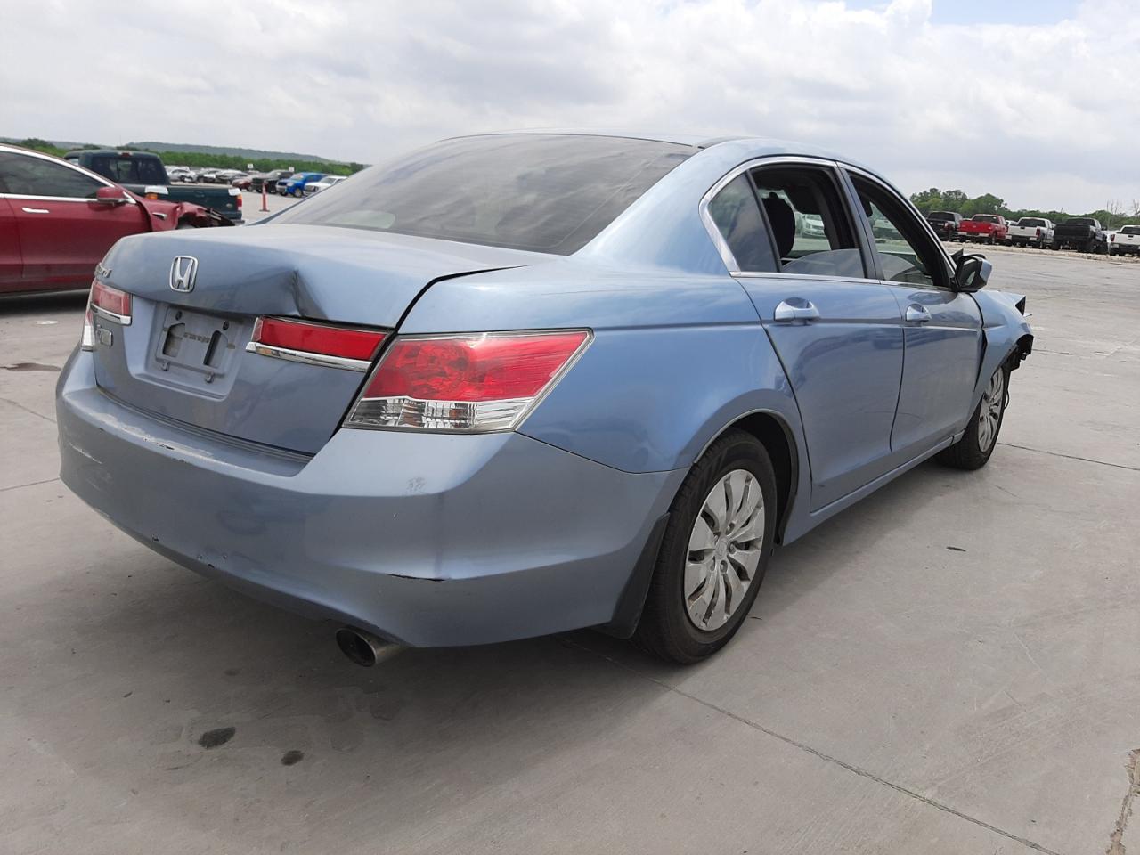 Photo 4 from auction – 2011 HONDA ACCORD with VIN 1HGCP2F30BA085362